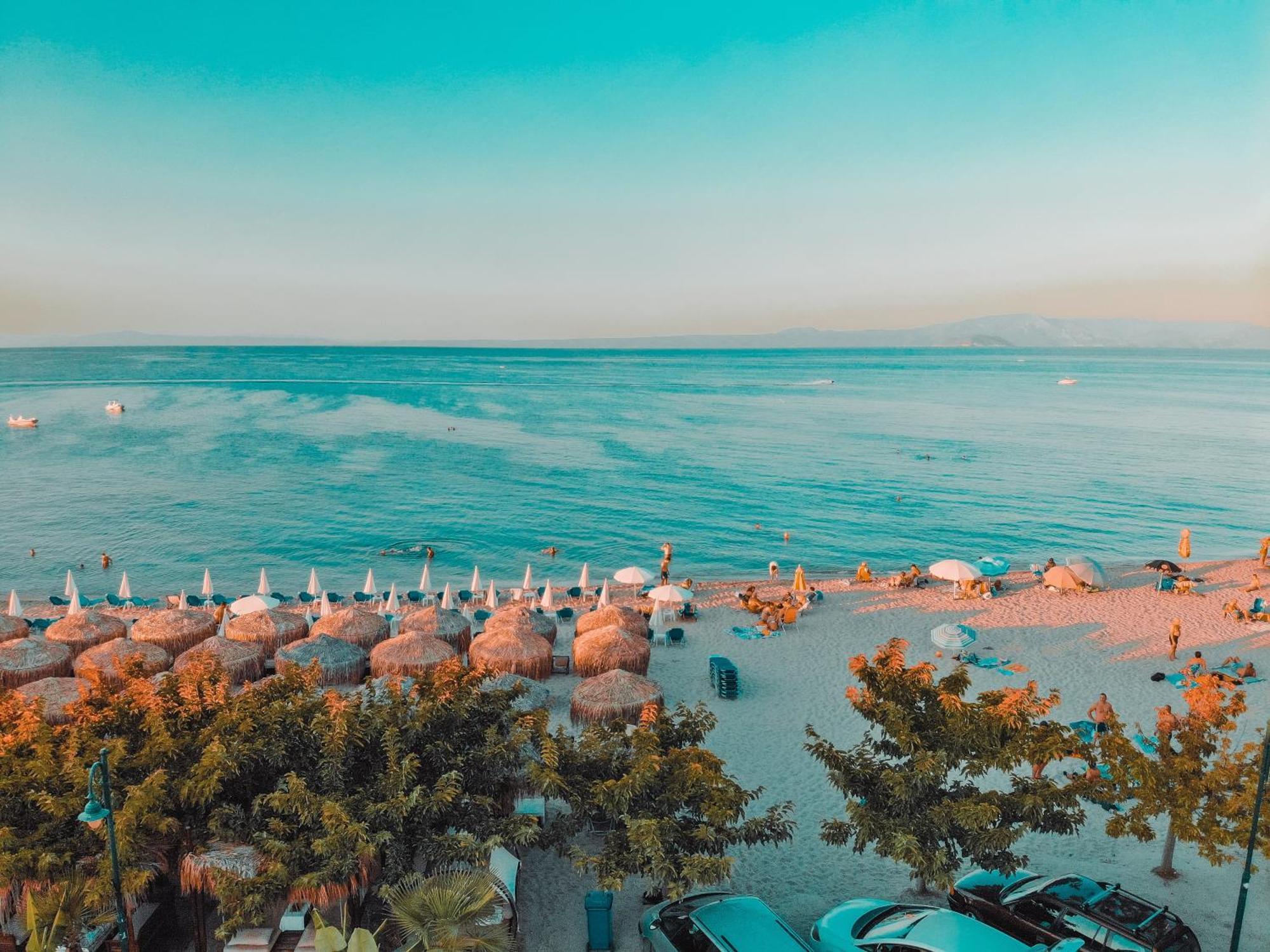 Aleksia Seaside Deluxe Apartment Pefkochori Esterno foto